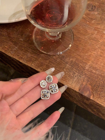 Romanttinen Korvarengas erityisiin hetkiin