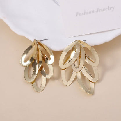 Hurmaava Korvarengas jokaiseen tilaisuuteen