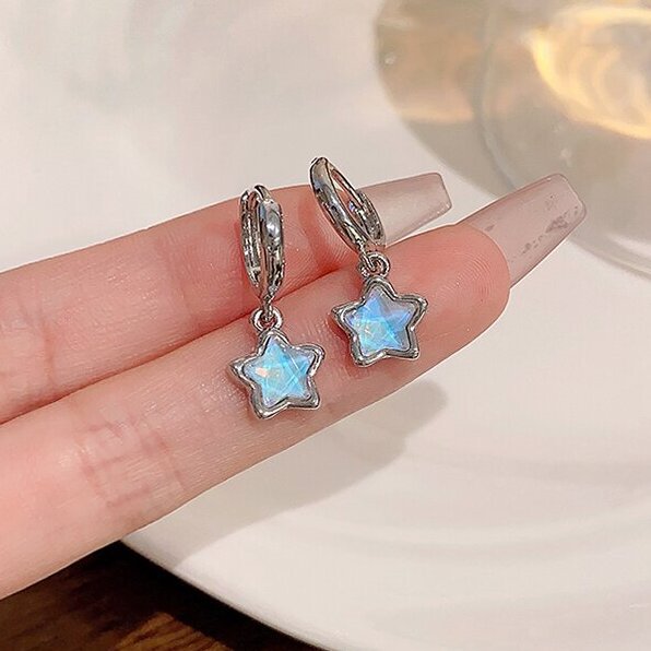 Klassinen Korvarengas ajattomalla viehätyksellä