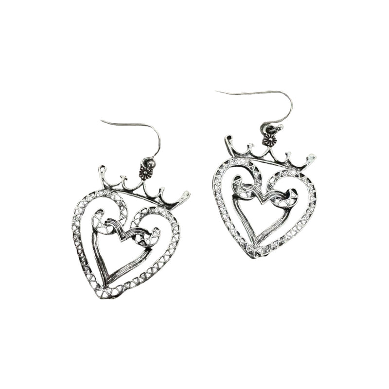 Klassinen Korvarengas ajattomalla viehätyksellä