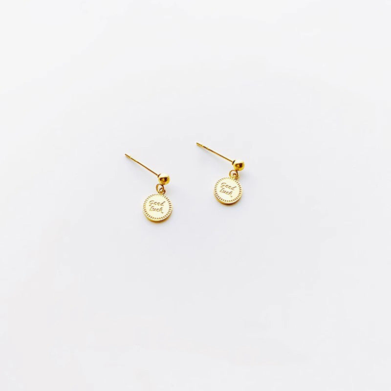 Elegantti Korvarengas jokaiseen tilaisuuteen