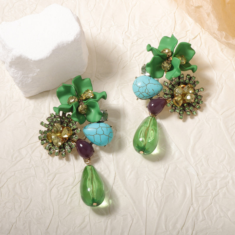 Hurmaava Koru jokaiseen tilaisuuteen