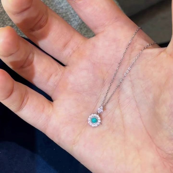 Herkkä käsityö Kaulakoru