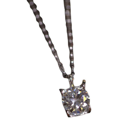 Kaunis Koru ainutlaatuisella tyylillä