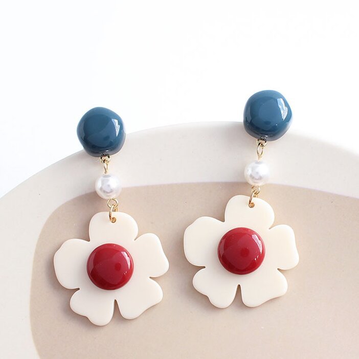 Herkkä käsityö Korvarengas