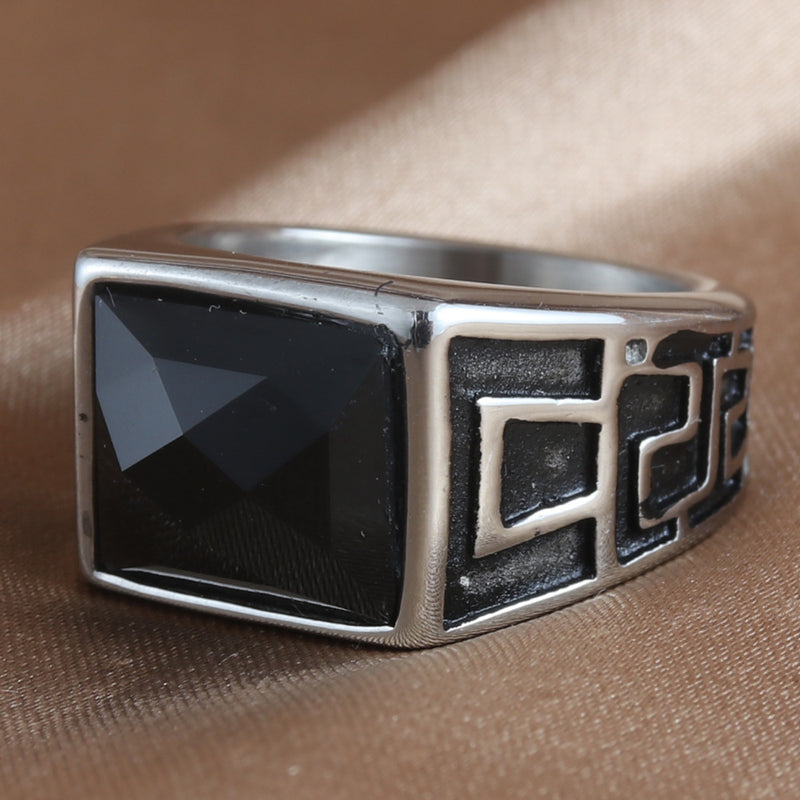 Romanttinen Sormus erityisiin hetkiin