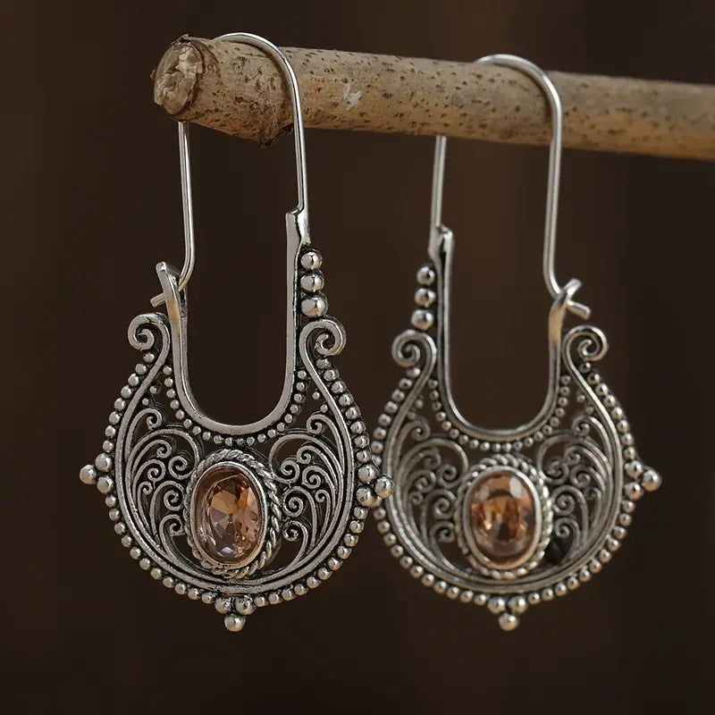 Elegantti Korvarengas jokaiseen tilaisuuteen