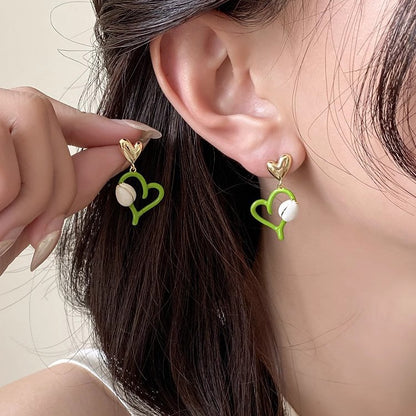 Herkkä käsityö Korvarengas