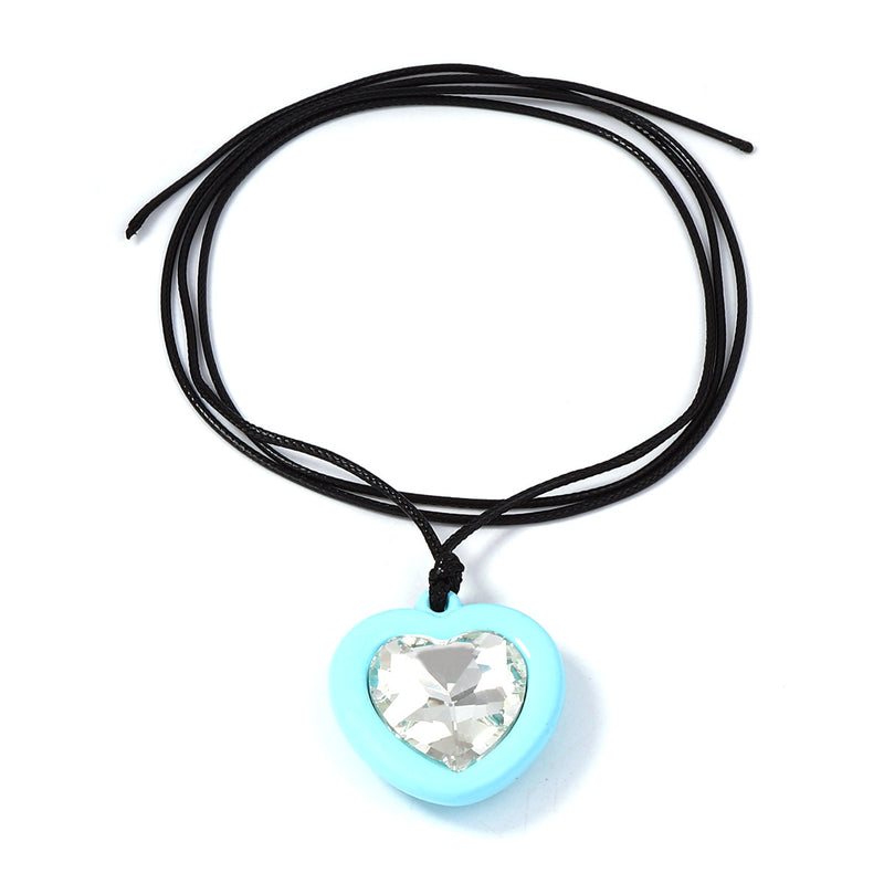 Elegantti Koru jokaiseen tilaisuuteen