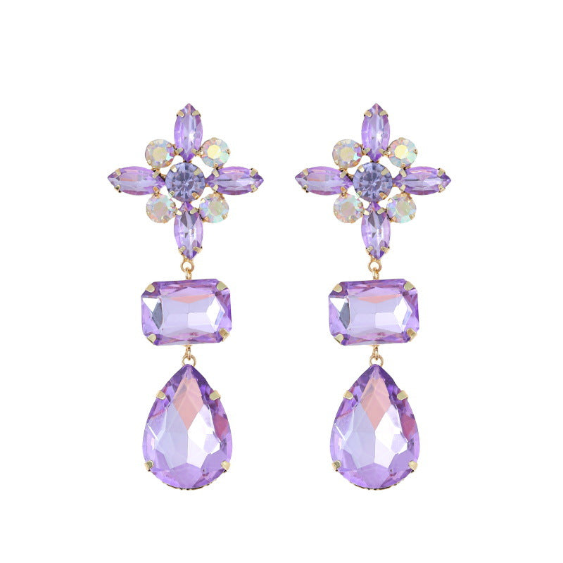 Klassinen Korvarengas ajattomalla viehätyksellä