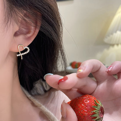 Hurmaava Korvarengas jokaiseen tilaisuuteen