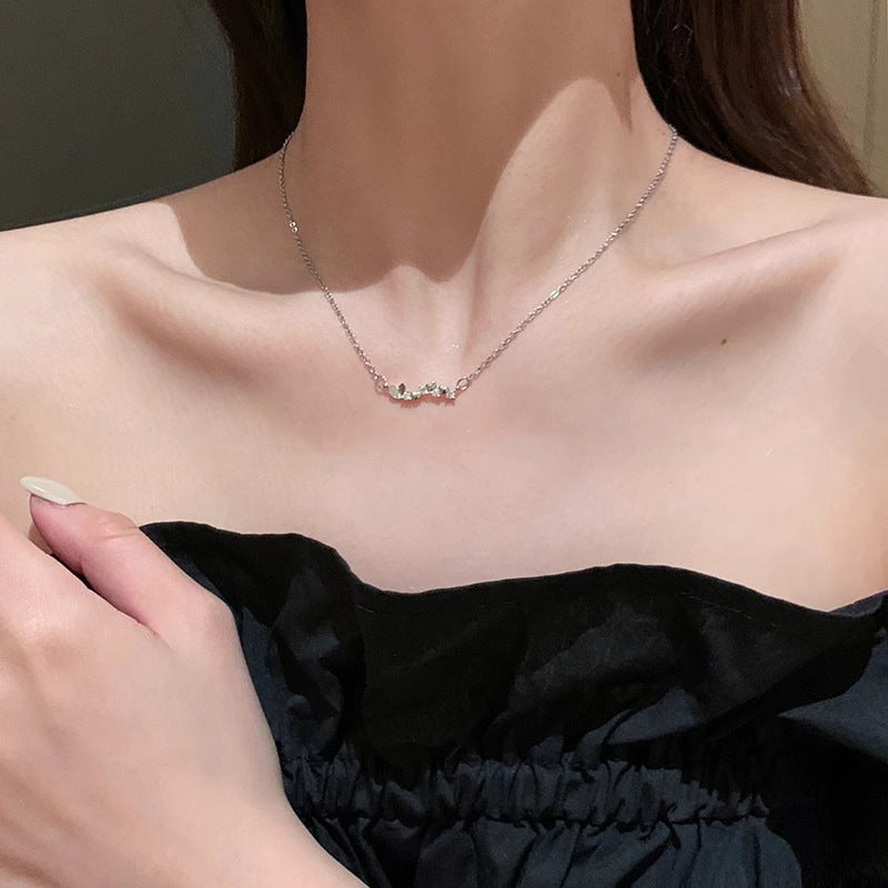 Kaunis Kaulakoru ainutlaatuisella tyylillä