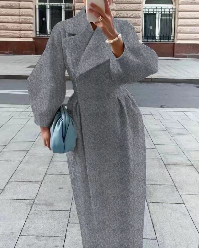 Classic Vintage & Enduringly Stylish Coat