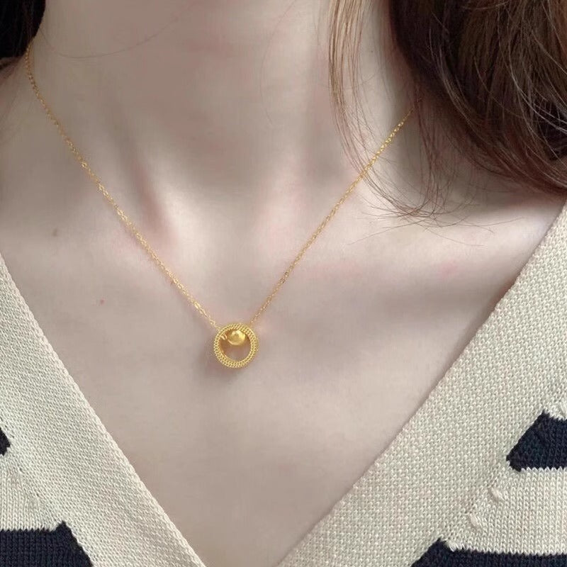 Elegantti Kulta Kaulakoru jokaiseen tilaisuuteen