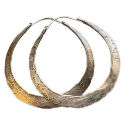 Hurmaava Sormus jokaiseen tilaisuuteen