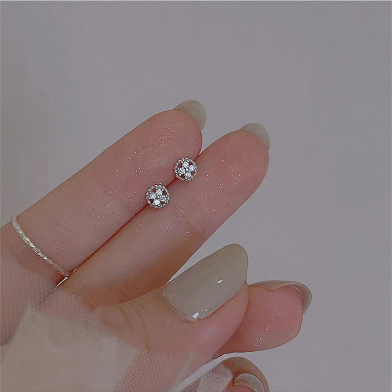 Elegantti Korvarengas jokaiseen tilaisuuteen