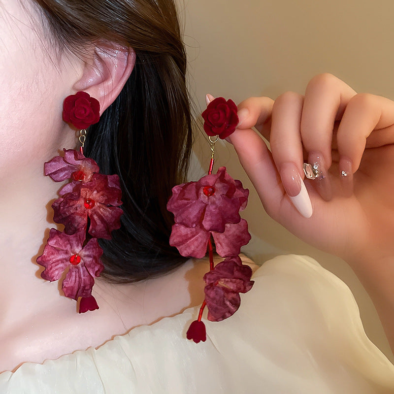 Klassinen Korvarengas ajattomalla viehätyksellä