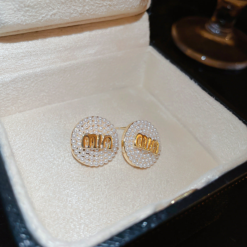 Upea Helmi Korvarengas päivittäiseen käyttöön