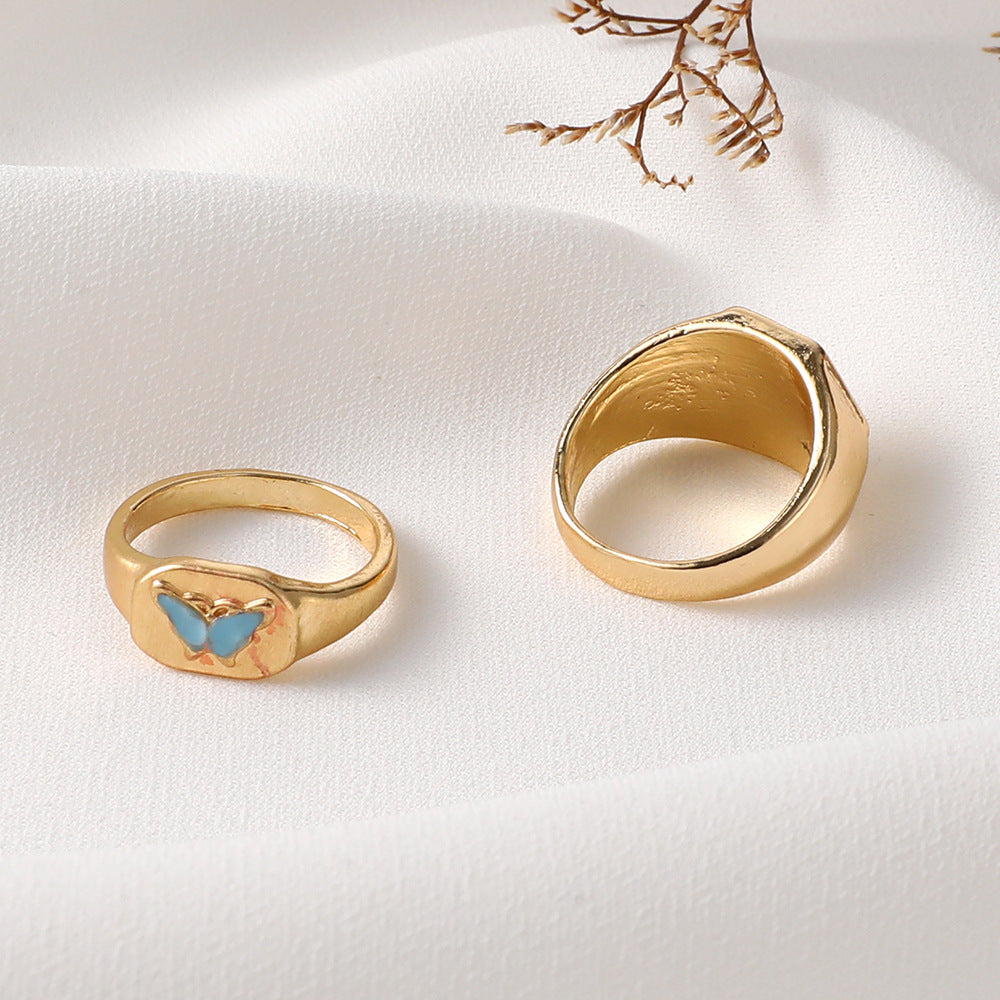 Kaunis Kulta Korusetti ainutlaatuisella tyylillä