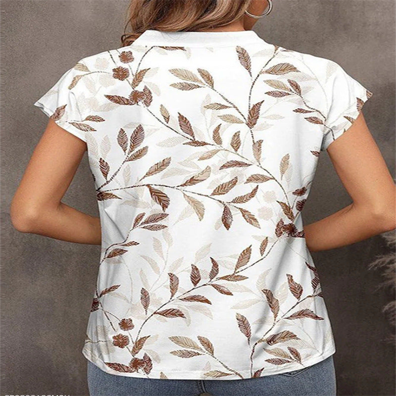 Classic Vintage Blouse with a Flattering Fit