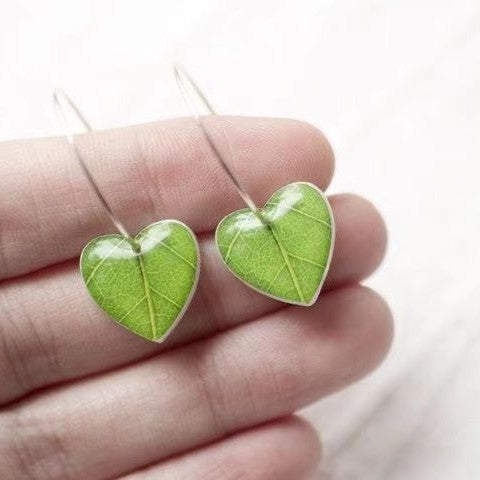 Klassinen Korvarengas ajattomalla viehätyksellä