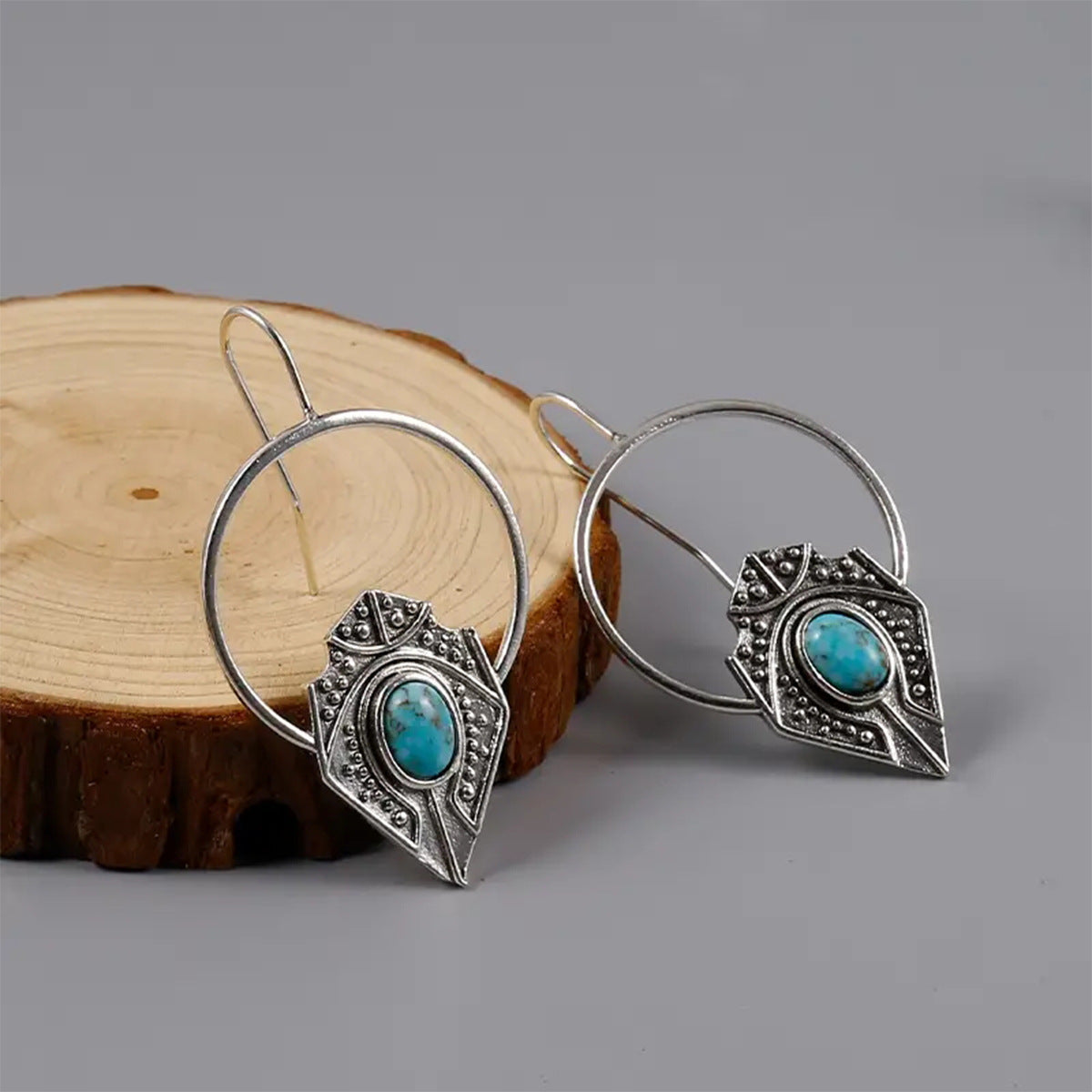 Hurmaava Korvarengas jokaiseen tilaisuuteen