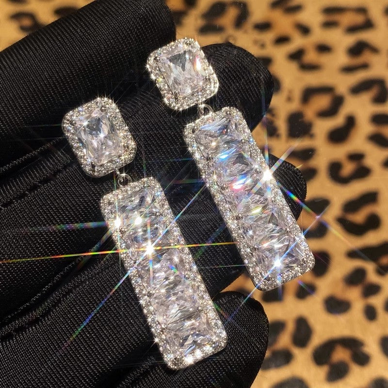 Romanttinen Korvarengas erityisiin hetkiin