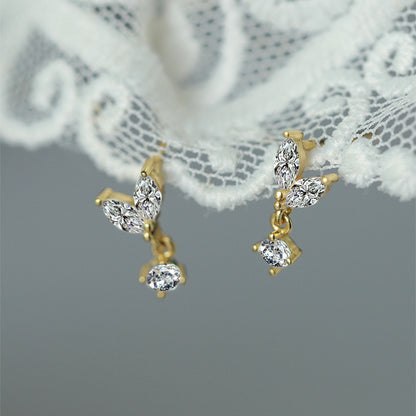 Klassinen Korvarengas ajattomalla viehätyksellä