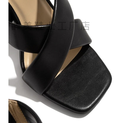 Tyylikeät Ortopediset Sandaalit Jokaiseen Tilaisuuteen