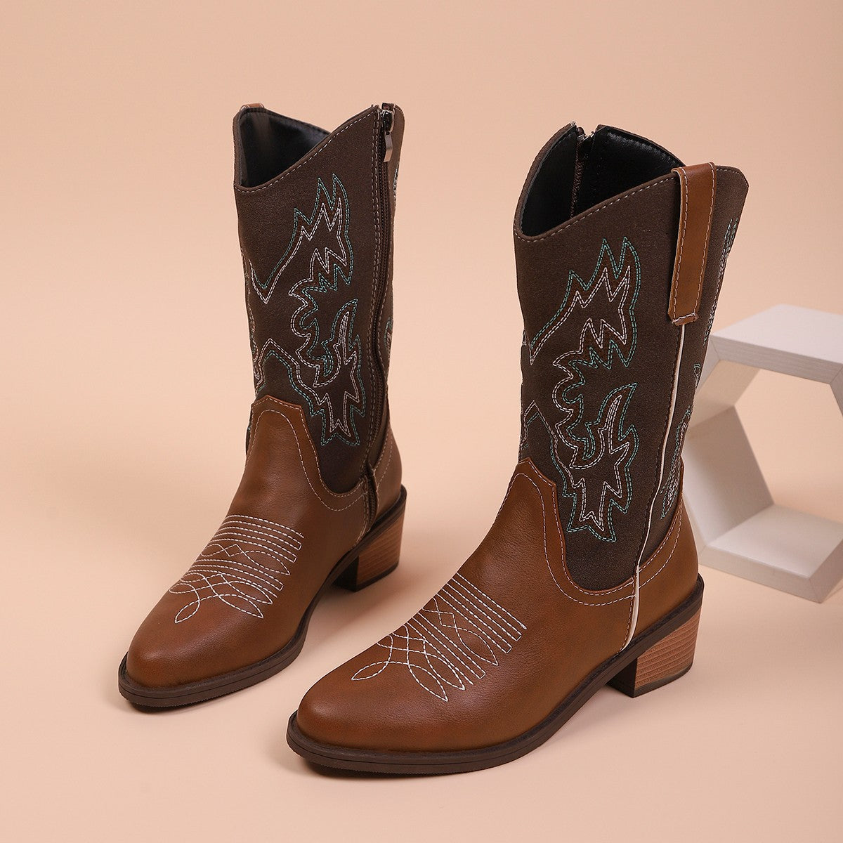 Kauniisti Valmistetut Ortopediset Saappaat