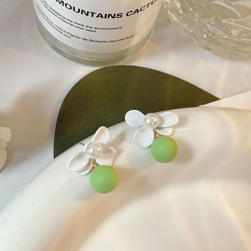 Romanttinen Helmi Korvarengas erityisiin hetkiin