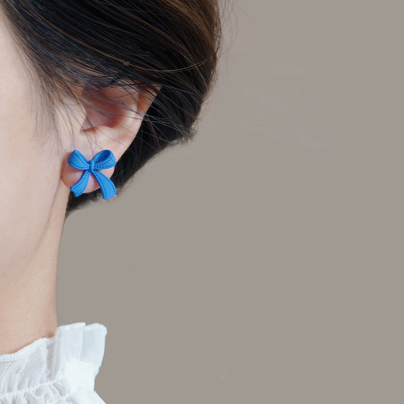 Kaunis Korvarengas ainutlaatuisella tyylillä