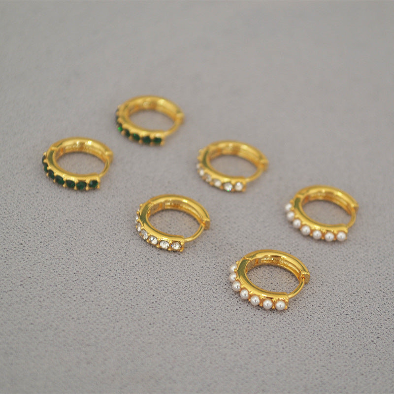 Klassinen Kulta Korvarengas ajattomalla viehätyksellä