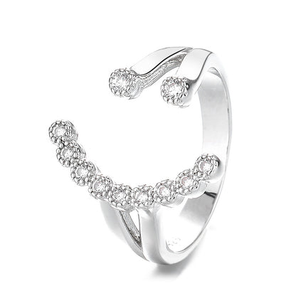 Kaunis Sormus ainutlaatuisella tyylillä