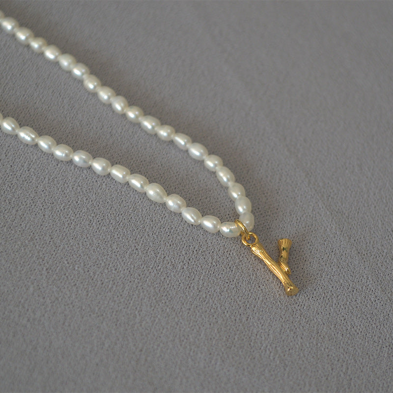 Hurmaava Helmi Kaulakoru jokaiseen tilaisuuteen