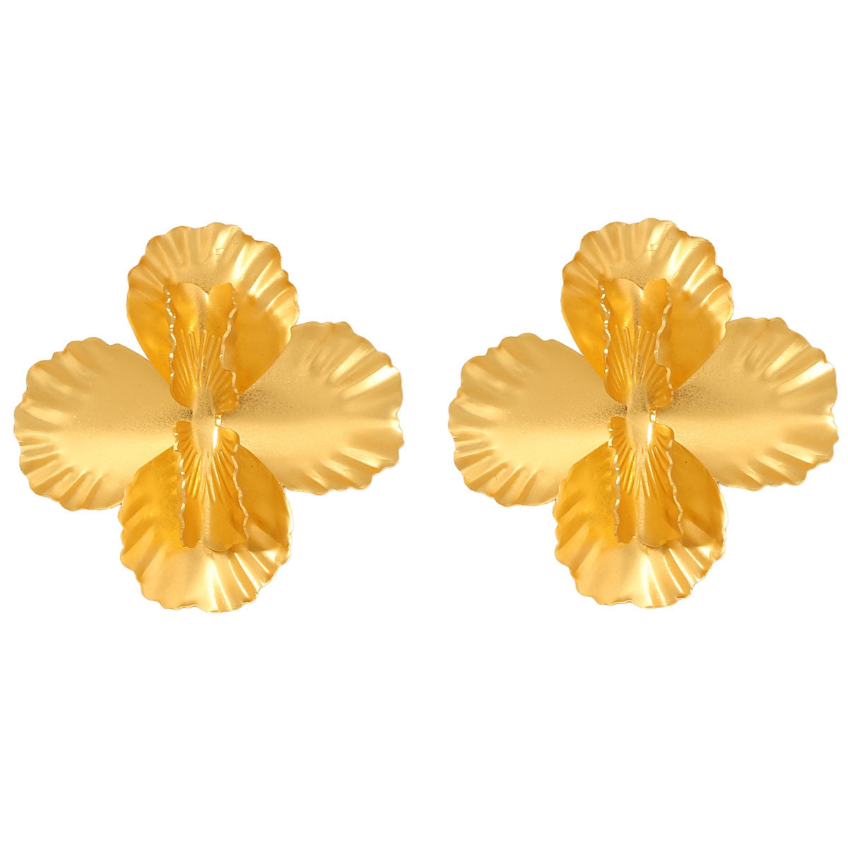 Kaunis Korvarengas ainutlaatuisella tyylillä