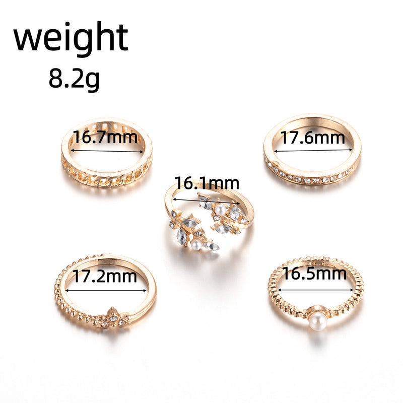 Romanttinen Kulta Ketju erityisiin hetkiin