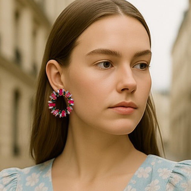 Elegantti Korvarengas jokaiseen tilaisuuteen