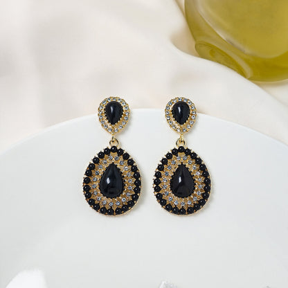 Hurmaava Korvarengas jokaiseen tilaisuuteen