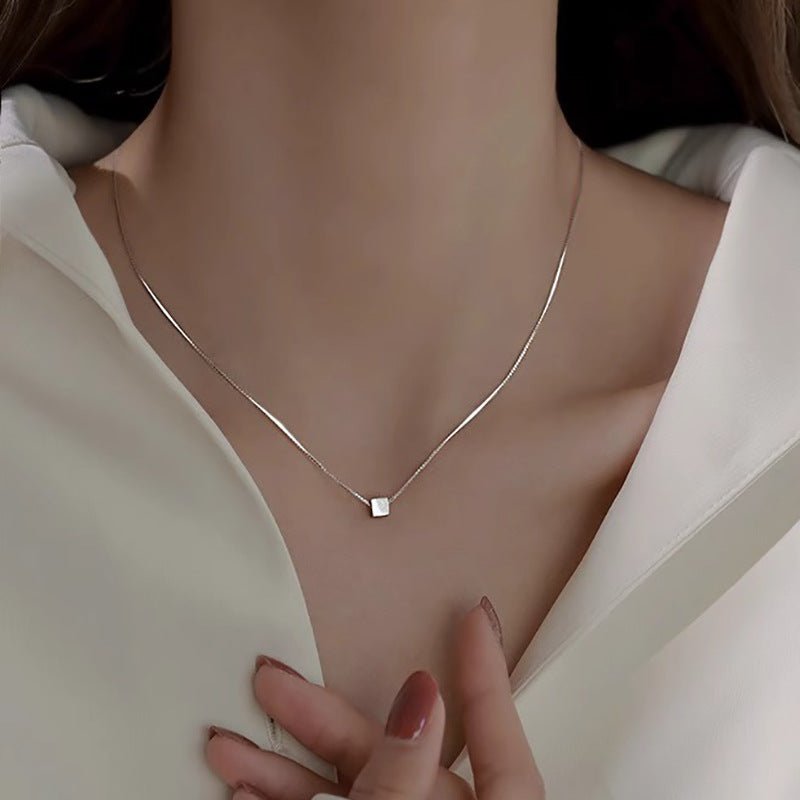 Kaunis Kaulakoru ainutlaatuisella tyylillä