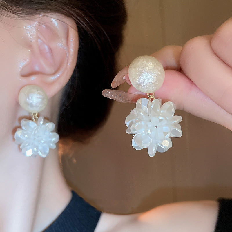 Herkkä käsityö Helmi Korvarengas