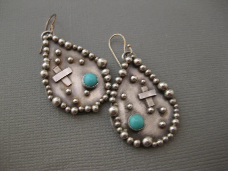 Romanttinen Korvarengas erityisiin hetkiin