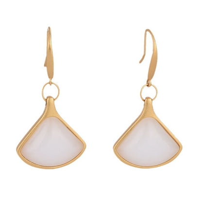 Elegantti Korvarengas jokaiseen tilaisuuteen