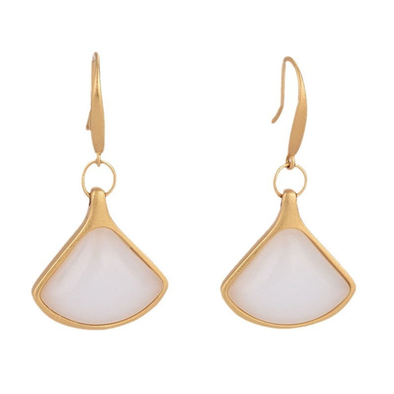 Elegantti Korvarengas jokaiseen tilaisuuteen