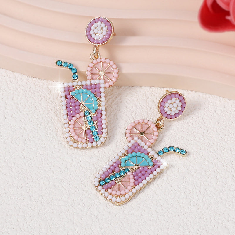 Klassinen Korvarengas ajattomalla viehätyksellä