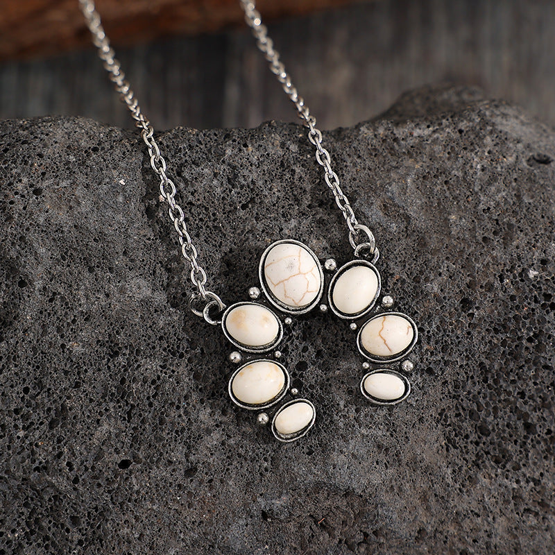 Klassinen Koru ajattomalla viehätyksellä