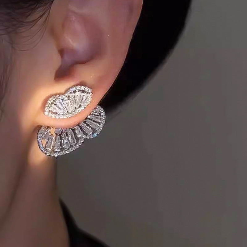 Kaunis Koru ainutlaatuisella tyylillä