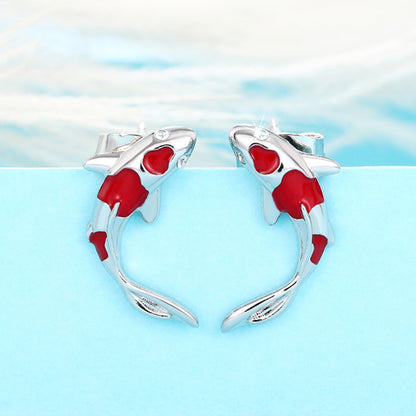 Kaunis Korvarengas ainutlaatuisella tyylillä