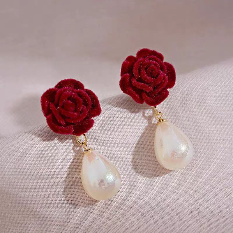 Upea Helmi Korvarengas päivittäiseen käyttöön