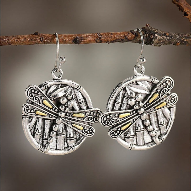 Kaunis Sormus ainutlaatuisella tyylillä